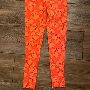 VALNTINES DAY LEGGINGS